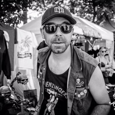 Screamer in the Montreal punkrock band @BackseatEffect / Hockey / UFC / Beck's beers / Darts /