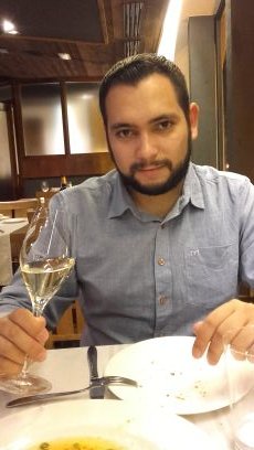 Arquitecto Técnico, Emprendedor y Amante de buenos momentos.
Valencia y Alicante.