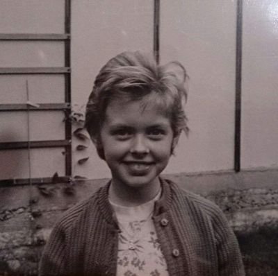 jackiethomas2's profile picture. This is me, I'm still here!! Love the rural lifestyle, nature and animals are to be cherished. Family #special #amazing #trulylucky #happymum