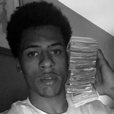 Young smart & street 🤓💯💰 Sc:Deemannlovecash 👻