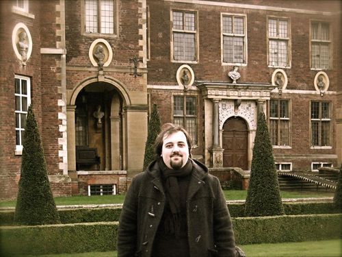 Ro_BasSo's profile picture. Producer-Musician-Composer