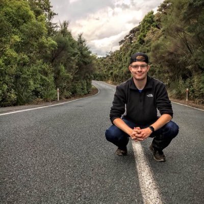 Digital product strategy for @stjude. #SGF-based. @kickapoochiefs & @DruryUniversity grad. Former @EWScrippsCo. 🏃♂️ ➡️ #ChaseRUNS Tweets & opinions are my own