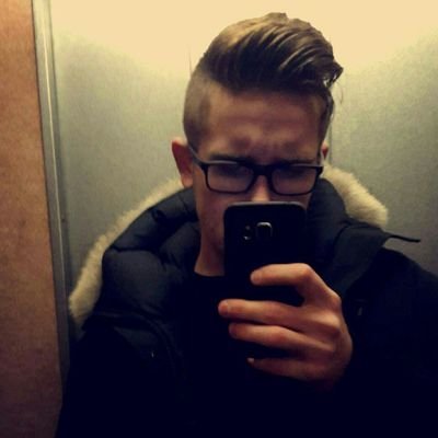 17 Yo 
 
snap : oui_wui