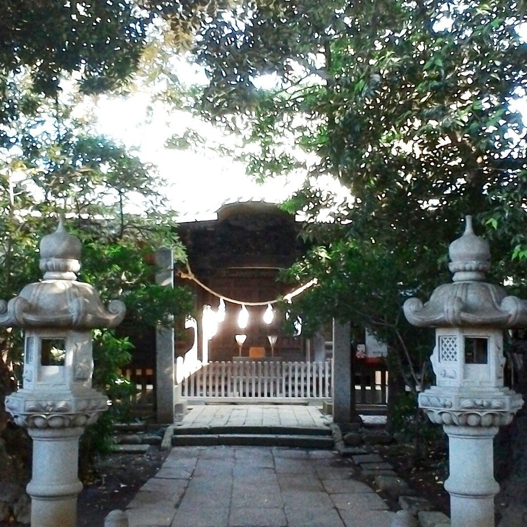 さいたま市中央区に鎮座する一山神社の公式アカウントです。 毎年冬至の日に行われる冬至祭は、さいたま市の無形民俗文化財に指定されています。 また、与野七福神の恵比寿様としても親しまれております。 https://t.co/eO6m99XRJb