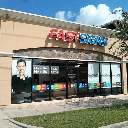 Locally owned retail chain providing custom signs, banners, vehicle wraps, displays & other graphics to businesses & individuals. Located on Milam & Anita.
