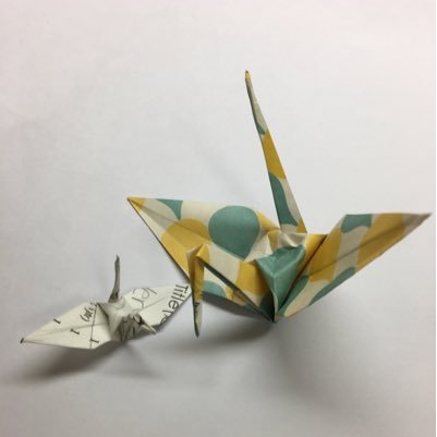 presentbox777's profile picture. 読書垢作りました。読書好きの女子中学生。基本何でも読みます。図書館派なので新刊を読むことは少ないですが、オススメなどあったら是非 教えて頂けると嬉しいです。フォローは気軽にどうぞ。無言フォローすみません。読書好きな方とお話したいです。