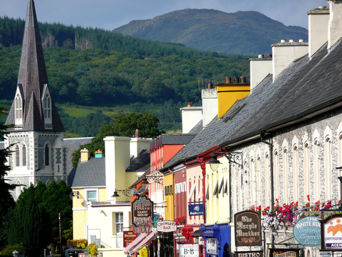 Escape to Kenmare, get the info you need, book your stay, and enjoy Kenmare