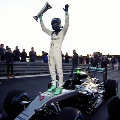 🇮🇹 ~ NR6 ~ Italian fan account supporting Nico Erik Rosberg❤ on 27th November 2016 he became F1 🏆WORLD CHAMPION🏆 || FB: /NicoRosbergITA