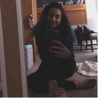 elise (@earvanigian) Twitter profile photo