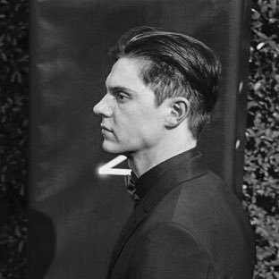 evanlosa's profile picture. 