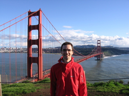 _AlexMercier_'s profile picture. Dad. Husband. Virologist.