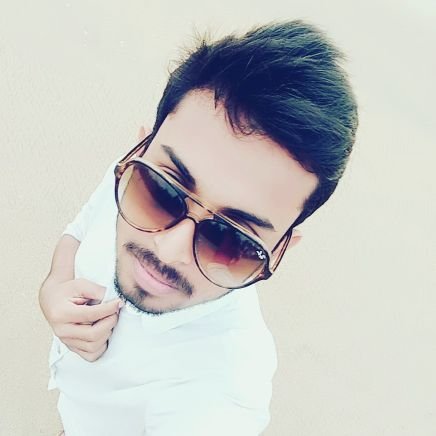 photography lover📷
riding
music
club
friends
God's on Kerala.🌴