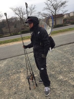 野池や川でバス釣りをやっています。
OSP/ゲーリーヤマモト/STEEZ/ダイワ
気軽にフォローよろしくお願いします!