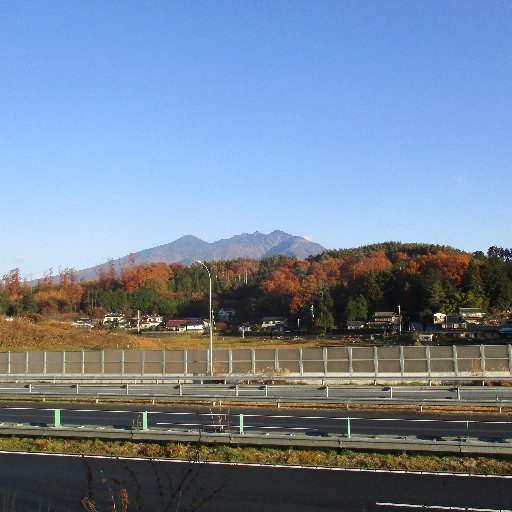 甲信地域（山梨県・長野県）のビブリオバトルをサポートしております。
ビブリオバトル体験会の開催・進行役承ります。その他企画もご相談ください。
各種お問い合わせは、bibliokoshin【at】https://t.co/piAsIQ0x5Qまでお願いします。