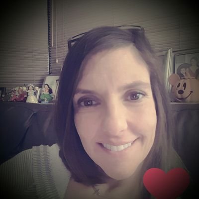 FlossyRDH70's profile picture. 