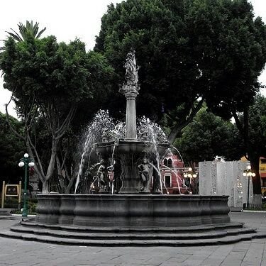 Cuenta No Oficial del Centro Histórico de la Ciudad de Puebla. Recomendaciones de restaurantes, cafés y una que otra curiosidad.