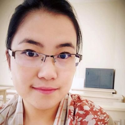 tseegii_nee's profile picture. WORK HARD IN SILENCE. LET SUCCESS MAKE  THE NOISE.