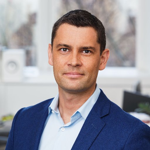 Design Entrepreneur & Investor
Founder & CEO FarGrit Australia