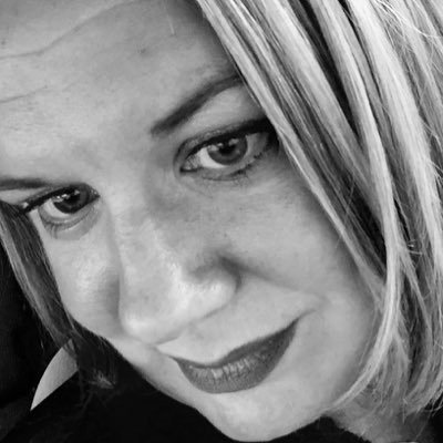 LauraHunley's profile picture. 