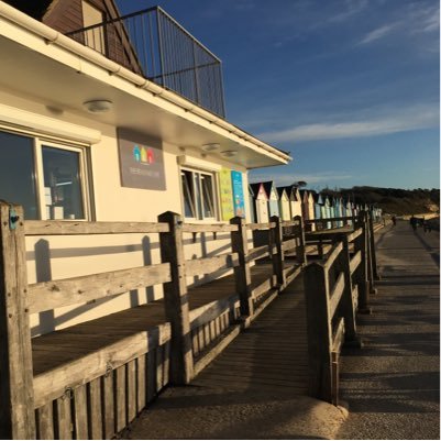 We are a family run cafe on Friars Cliff beach