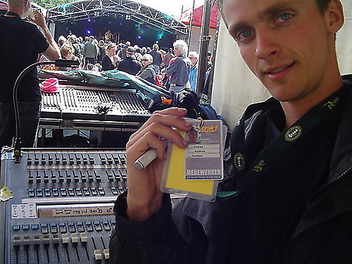 LightoperatorNL's profile picture. Hallo ik ben andries.. Een leuke spontane jongen die van uitdagingen houd..ping 211DAF93