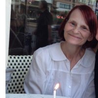 Louise Dallas (@dinosgurl) 's Twitter Profile