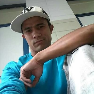 Ser presente. Mesmo estando ausente. Eh a maior demonstração de amor que existe...