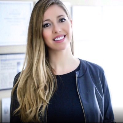 Abogada de Bcn. Licenciada en Derecho y Humanidades. (UPF). Luchando contra el acoso escolar (bullying). Doctoranda.