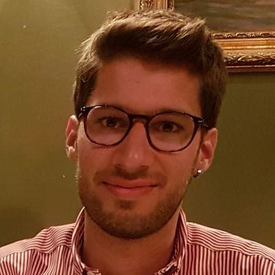 Camicia fuori dai pantaloni, interista e lib-lab. Comunicazione (e) Politica, nasone e con l'erre moscia. RT could be endorsements, or not. 🇮🇹🇪🇺