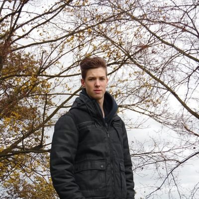 Robbe Heylen | 16 Years Old | Motorcyle Enthousiast | Grapic Designer