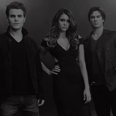 Sua mais nova fonte de organizações direcionadas a série de TV The Vampire Diaries. (English/ Português/ Español)