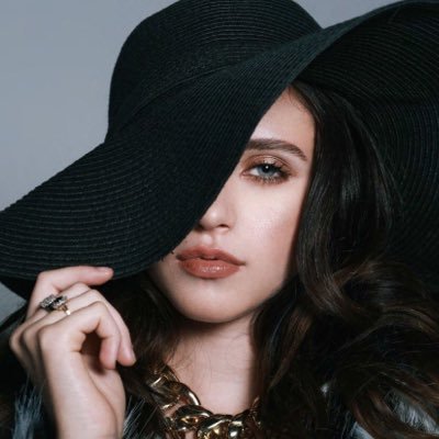 smxrtestblue's profile picture. 16. Ravenclaw. «She is like a diamond beautiful but unbreakable.» #SectumsempraRol.