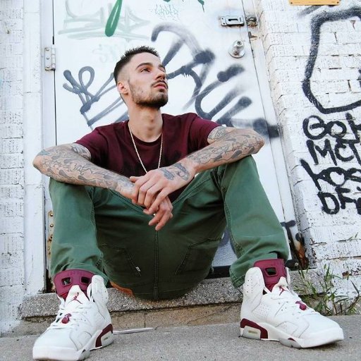 ♧25 years old♧ I'm a rapper/ poet I make real music for real people your looking at a ☆ in the making AVONDALE 4 LIFE!!!
