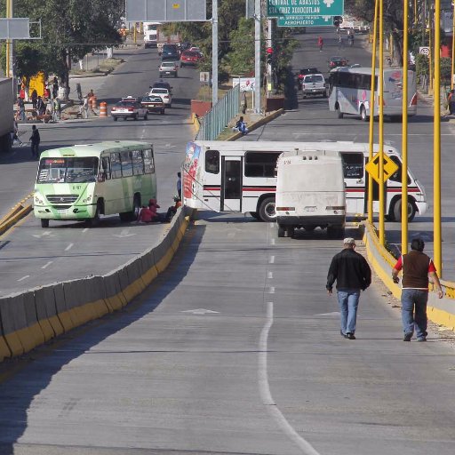 Cuenta creada para difundir información sobre tráfico, accidentes, marchas, plantones y bloqueos en el Estado de Oaxaca. #BloqueosOaxaca