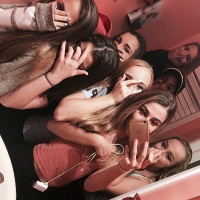 leahsxo's profile picture. 