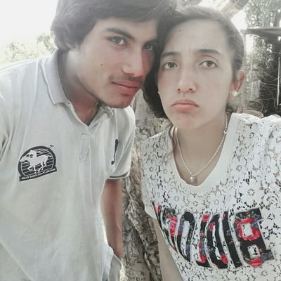 Micaela Rocío
Hermana: Larii❤
Mejor amiga;Luly❤
13/10/16 ❤😍M&L