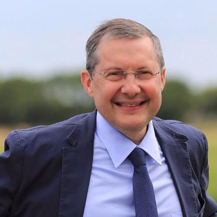 Sénateur et conseiller départemental de la Manche, Ancien Ministre et Secrétaire général de l'Elysée