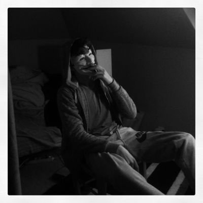 4_L45N13R's profile picture. je ne remet pas ta gueule ,
je ne remet pas ton cul,
si j'étais toi je ne m'aimerait pas non plus!