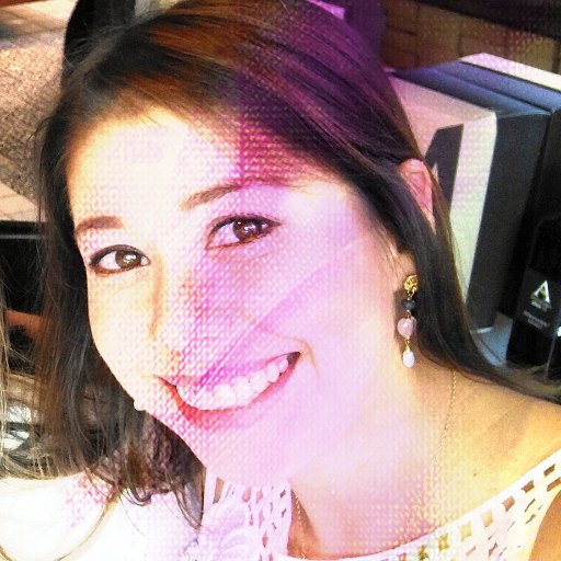 Happy and Positive, Globetrotter, Expat, Proactive, Communicative and Goal Oriented