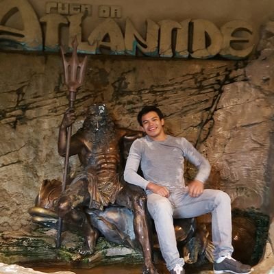 aaronpeur's profile picture. Greatness is a lot small things well done