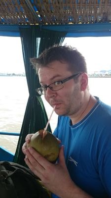 Northerner currently exiled in London. Love cricket and football