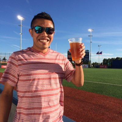 i am a home brewer. I love beer, golf, and baseball.