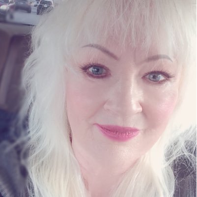 Musician / writer. Love of country and our God-given President! A dreamer of dreams with hopes as we join hands from sand to sand! And I'm always wondering!