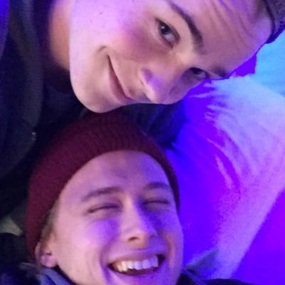 isakhoney's profile picture. Saved URL/free follow account 💜