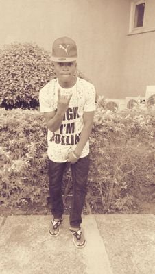 Youngdee022's profile picture. 