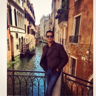 AlexTavres's profile picture. Entrepreneur | Finance | Marketing Digital & Marketplaces Specialist