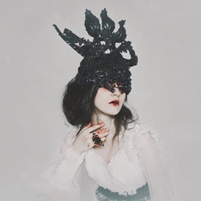 Tallooraa's profile picture. «Ɗєѕραιя ιѕ αƖωαуѕ ѕσ вєαυтιfυƖ.»