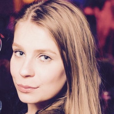Lolcats and content marketing junkie. Loves tech, but doesn't want to admit it.
EN/PL/IT