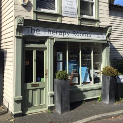 King Street Therapy Rooms provide a complimentary range of holistic and beauty therapies. Book an appointment now: 01732 220134