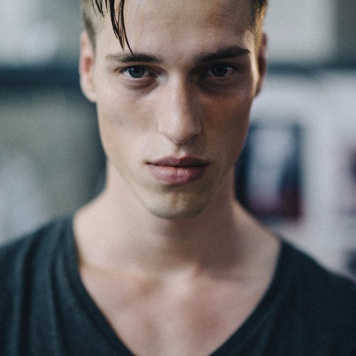 Creative Founder @ SUPERSERIEUS // Loves the good kind of communication // May feed on inspiration //